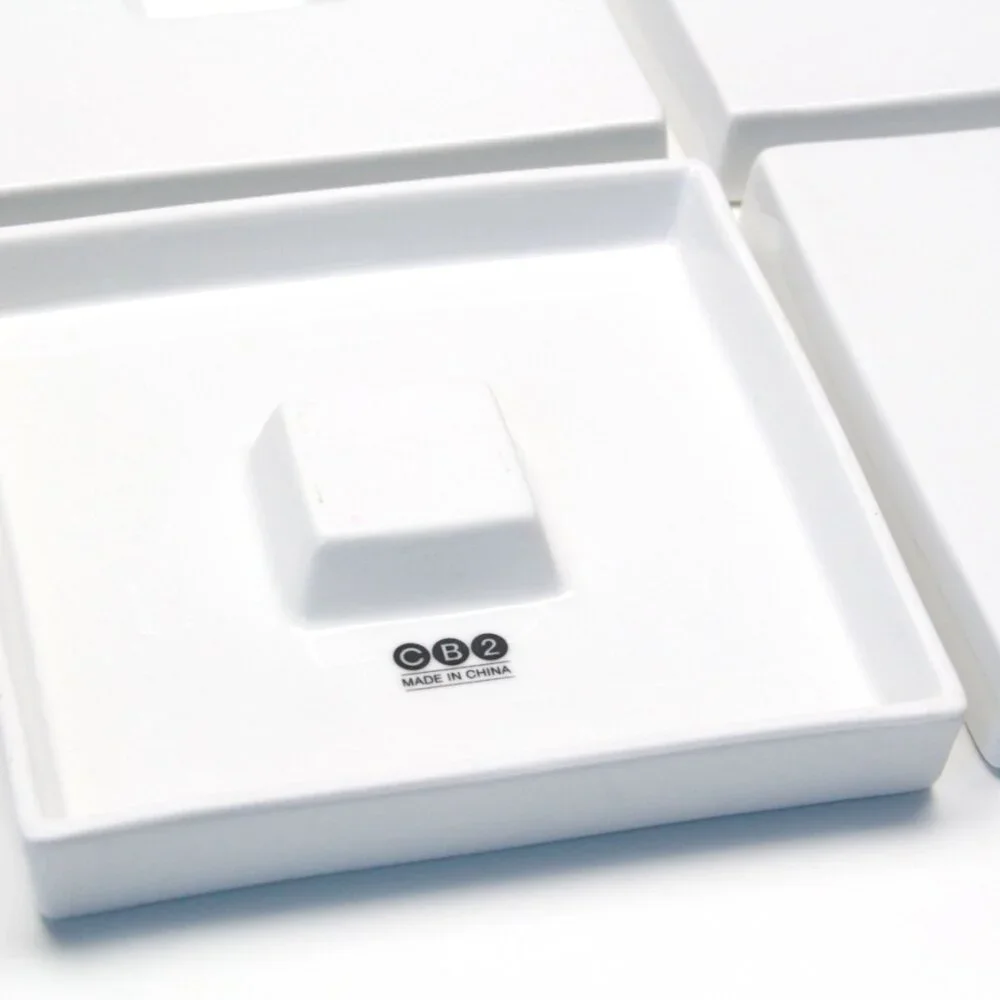 CB2 Crate & Barrel Sushi Appetizer Plates‎ Set of 4 VGUC
